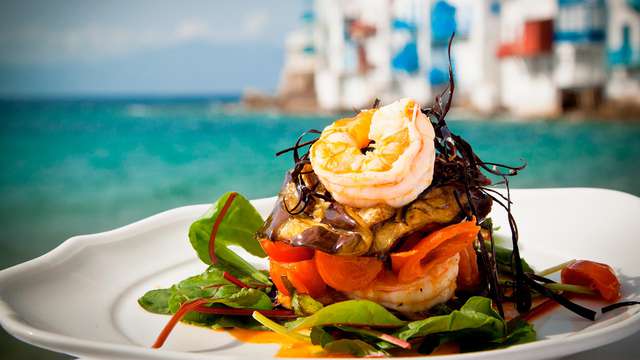 Escapada gastronómica con cena de la huerta en el Restaurante Mon en plena naturaleza catalana