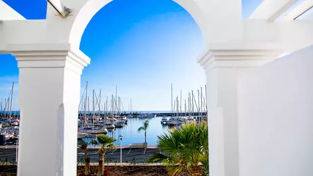 Escapada con desayuno entre Almería y Roquetas de Mar