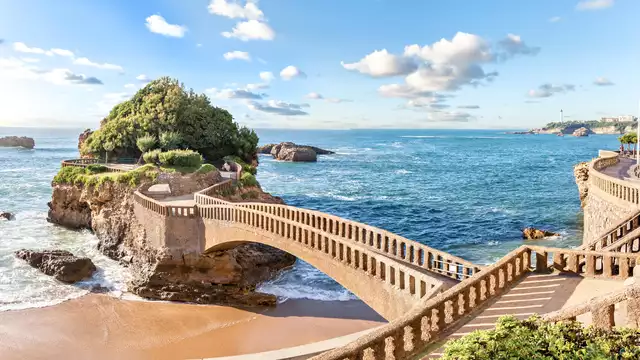 Séjour inoubliable à plusieurs avec vue sur la mer