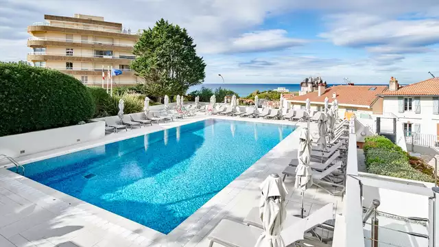 Séjour inoubliable à plusieurs avec vue sur la mer