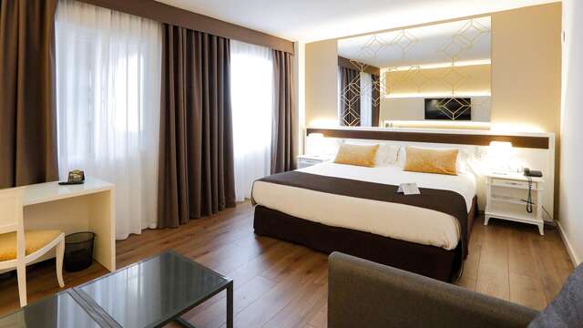 Escapada a Cartagena en hotel céntrico 4* con desayunos y cocktail incluido