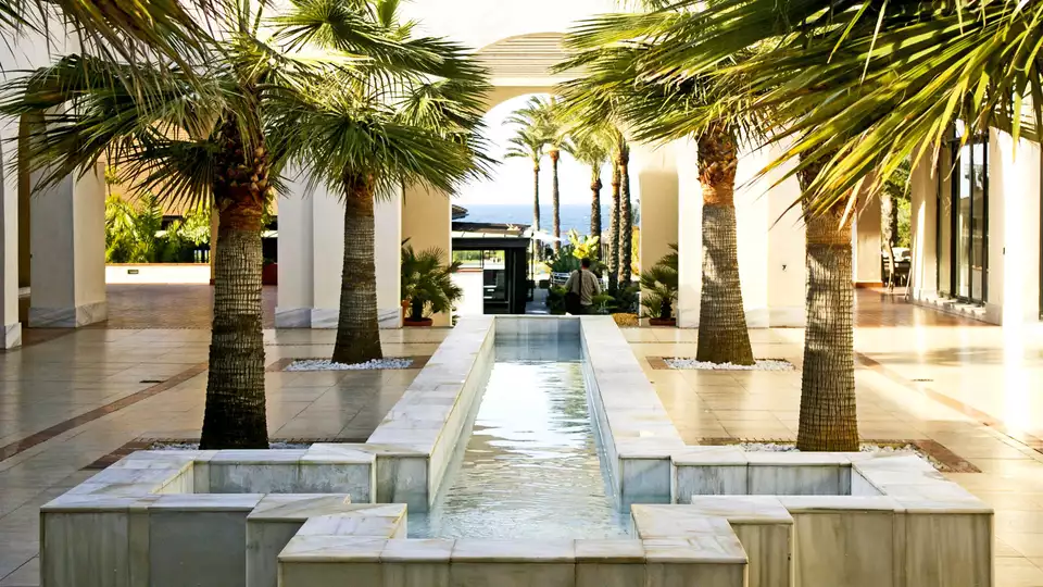Relajate en Salobrena con acceso al Spa Playa Granada cava y bombones