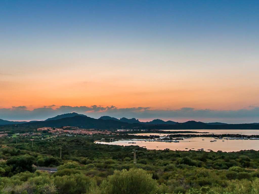 Vacances En Sardaigne, À Golfo Aranci, Dans Un Appartement Pour 4 Personnes (à Partir De 7 Nuits) - 3* (ref 18458)