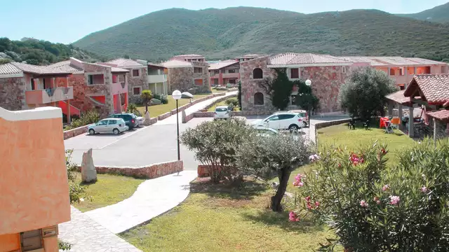 Costa Smeralda in appartamento fino a persone con traghetto da Civitavecchia lunedi-giovedi