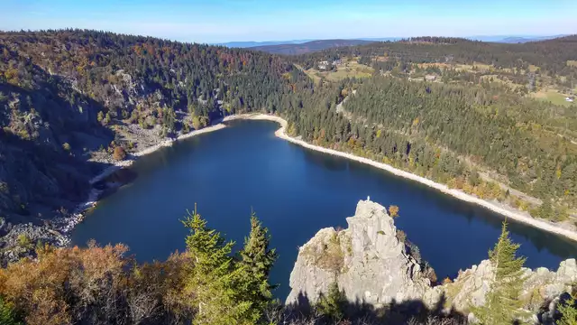 Recarga tus energías en plena naturaleza en un chalet (hasta 2 personas)