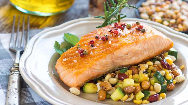 Escapada Gastronómica frente a la Playa de A Lanzada con Cena, Parking y Late Check Out