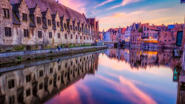 Recorre las calles históricas de Gante