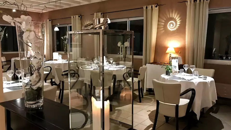 Week-end avec diner gastronomique a cote de Bordeaux