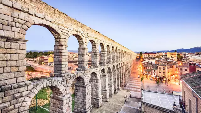 Vacanza alla scoperta di Segovia con colazione inclusa