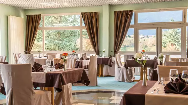 Soggiorno all’insegna del gusto e del benessere nel cuore della Riviera delle Alpi