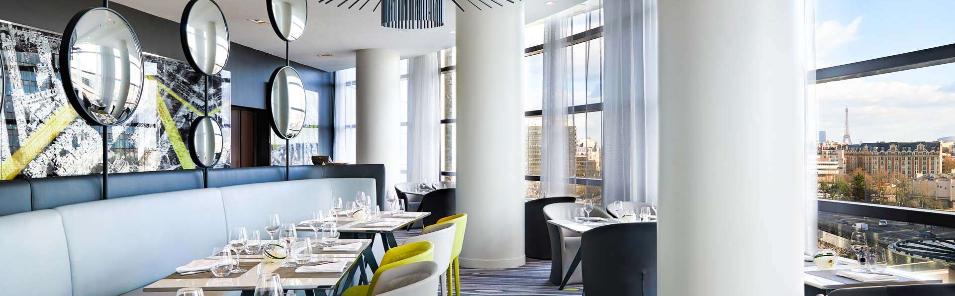 Élégance avec dîner dans un 4 étoiles surplombant Paris
