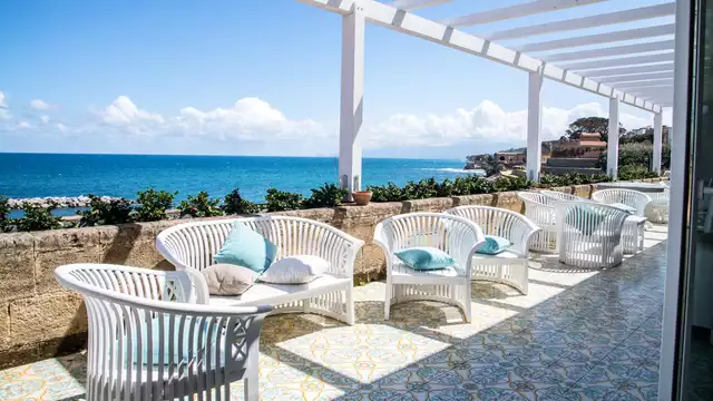 Soggiorno in hotel stelle con vista mare e colazione inclusa