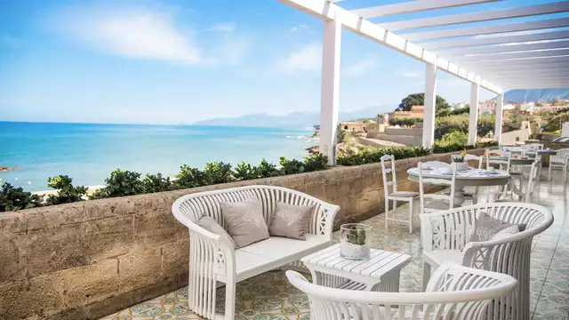 Soggiorno relax sul mare tra Cefalú e Palermo con accesso alla spa