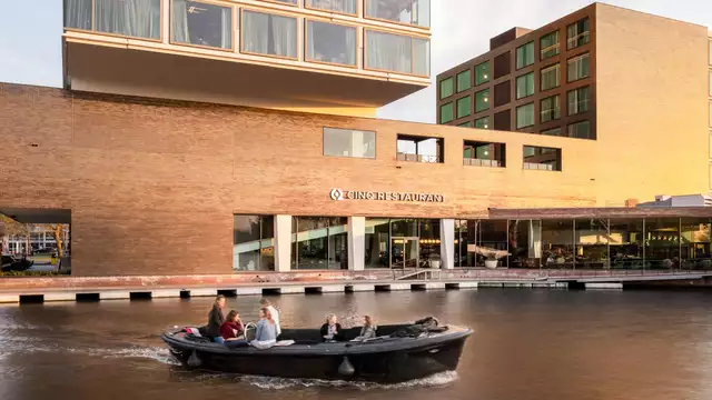 Viaje a la bella Ámsterdam para 4 personas