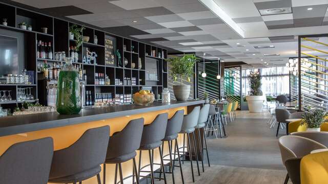 Parenthese ensoleillee avec diner et piscine a Hyeres