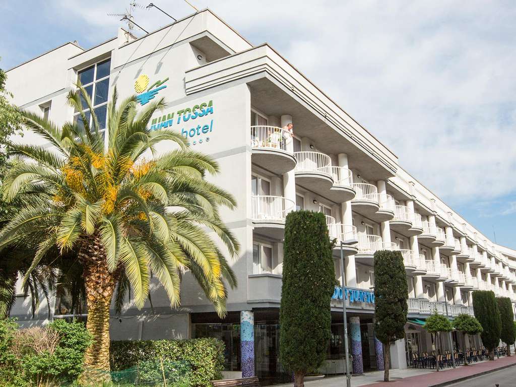 Sous le soleil de la Costa Brava en demi-pension à Tossa de Mar - 4* - 27
