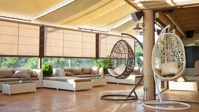Romantisch uitje: Suite met bubbelbad in de kamer, in Baeza
