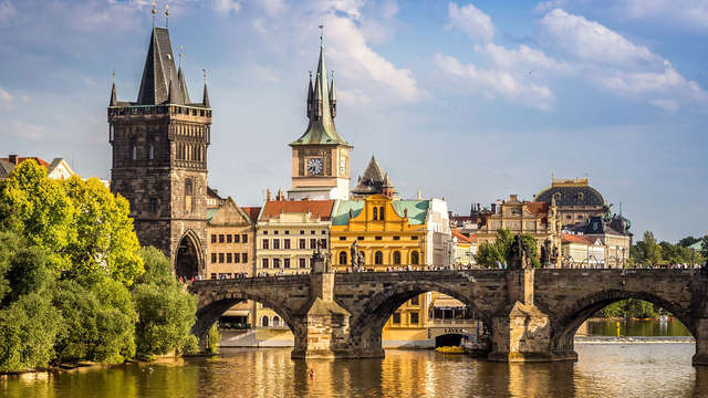 Recorre las calles históricas de Praga