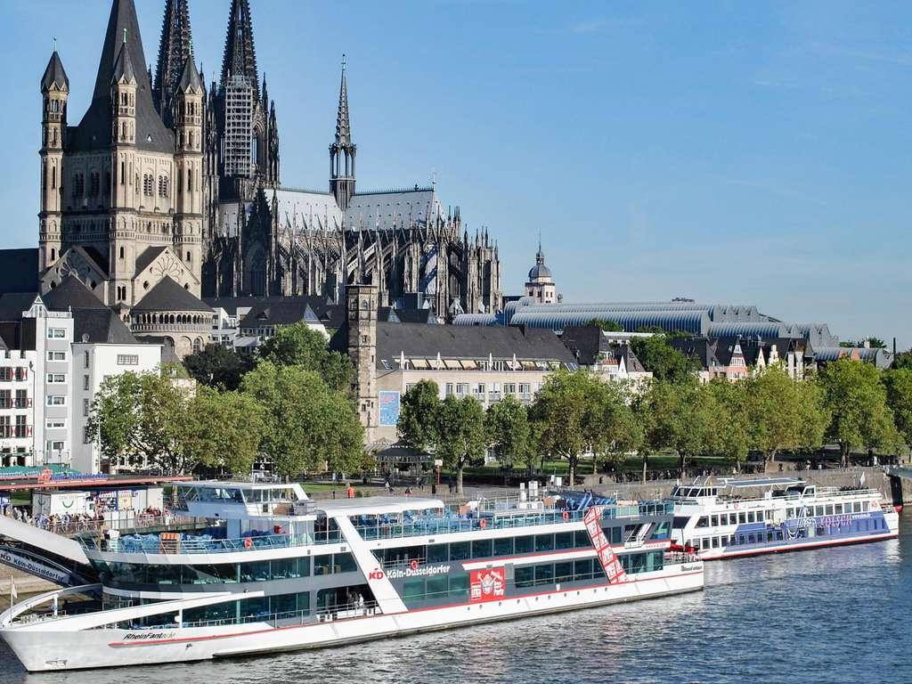 H+ Hôtel Köln Brühl 4*