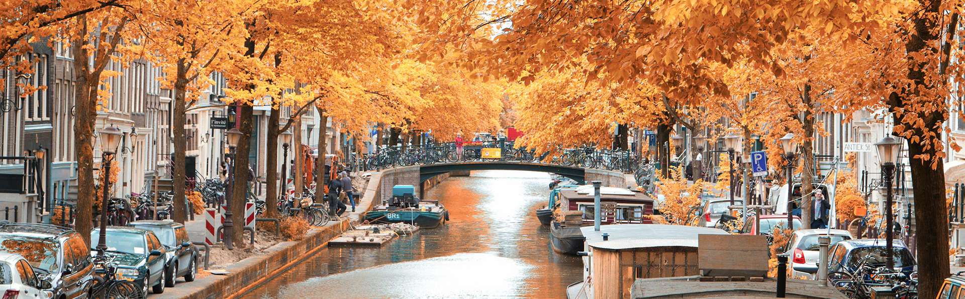 Op pad in Amsterdam tijdens de herfst, inclusief diner (vanaf 2 nachten)