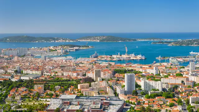 Verblijf nabij Toulon met bezoek en wijnproeverij in het Domaine du Lou Capelan