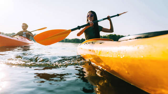 Disfruta del descenso del Sella en canoa y alójate en un hotel rural con vistas al mar