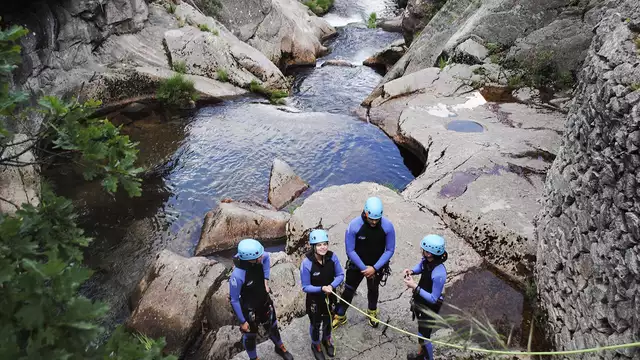 Spécial aventure : un séjour en milieu naturel avec arborisme et tyrolienne