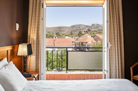 Spécial romance dans la nature : escapade avec petit-déjeuner dans la chambre à Castro Laboeiro