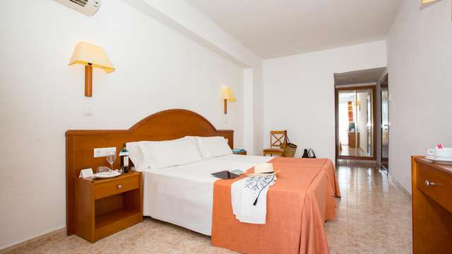 Blue Sea Piscis Adults Only