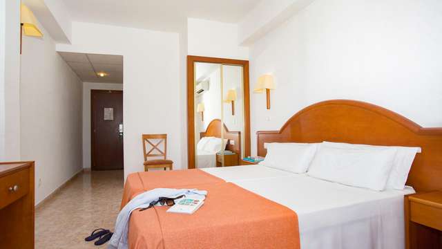 Blue Sea Piscis Adults Only