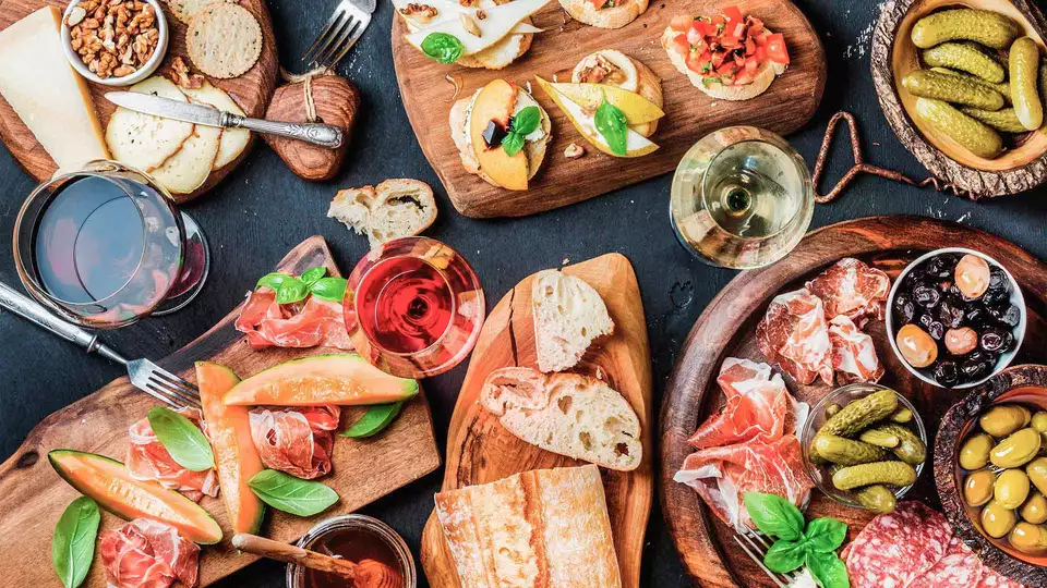 Sejour en compagnie de vos proches a Cazorla panier pique-nique et degustation de tapas inclus a p