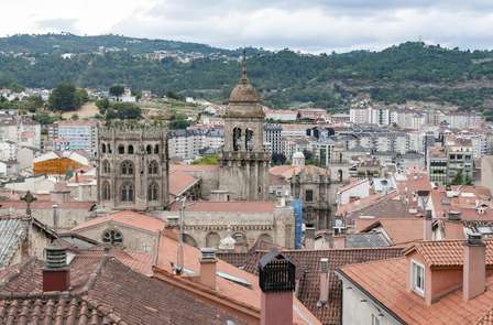 Flânez dans les ruelles historiques d'Orense