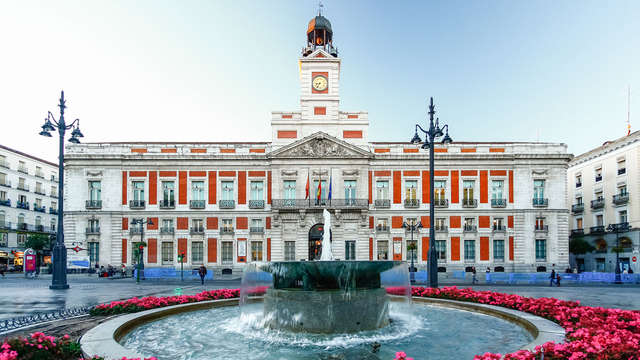 Descubre lo mejor de Madrid y descansa en un alojamiento ideal