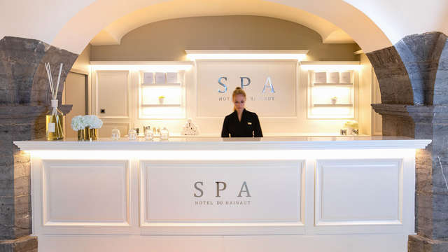 Sejour luxueux en suite a Valenciennes avec diner et spa dans un