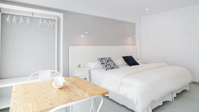 INNER Kompas Studios Only Adults inactive