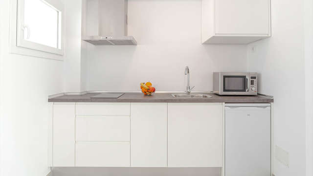 INNER Kompas Studios Only Adults inactive