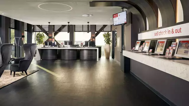 Ontdek Amsterdam vanaf het water met een prachtige rondvaart door de grachten