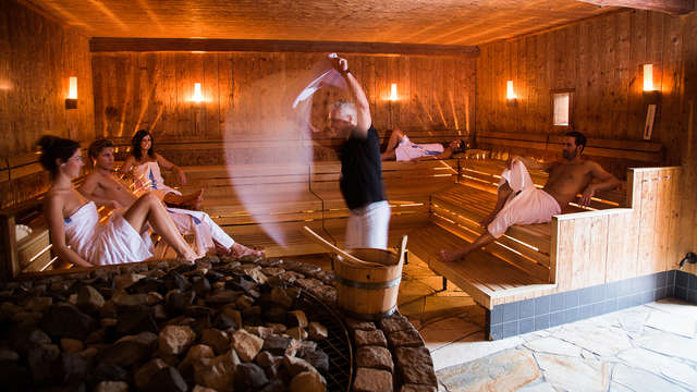 Descubre Ámsterdam y relájate en Spa Zuiver