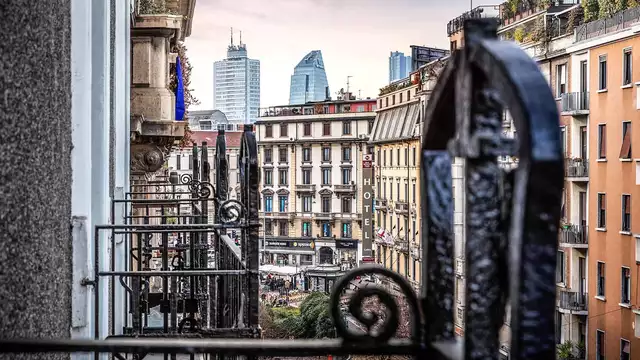 Week-end romantique a Milan avec bouteille en chambre