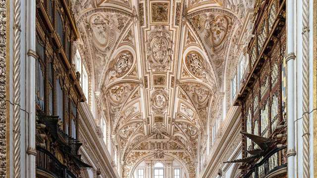 Especial Córdoba con sesión de spa y visita a la Mezquita incluida