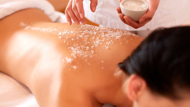 Relax y gastronomía: Exfoliación con cítricos y sal marina, circuito Spa y una cena (desde 2 noches)