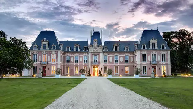 Noche en suite prestige en un castillo 5 estrellas en el corazón de la Gâtine