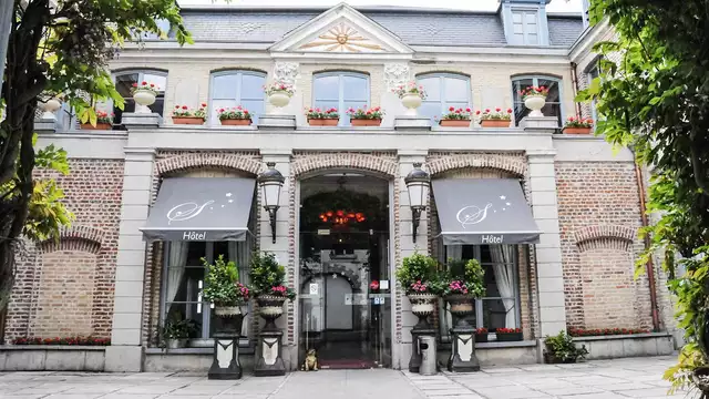 Romantiek en suite met privéspa en champagne!
