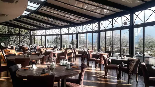 Romantiek en suite met privéspa en champagne!