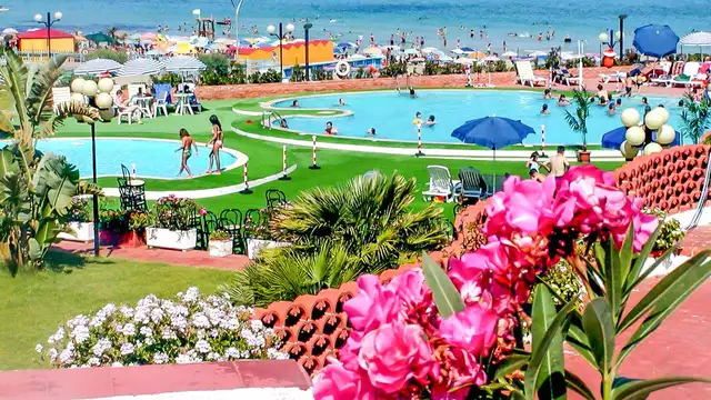 Week-end sur l’île des Femmine pour 4 personnes avec petit déjeuner inclus