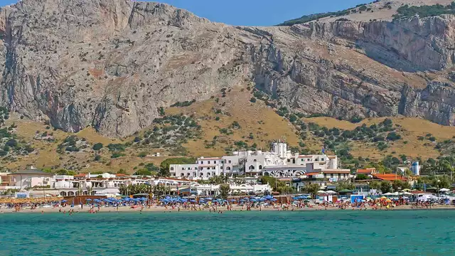 Séjour Isola delle Femmine : en chambre triple dans un élégant hôtel 4* entre la mer et Palerme