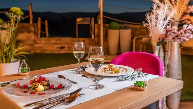 Fuga con cena e vasca idromassaggio nella Sierra de Gredos