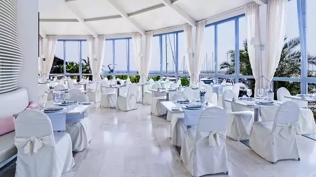 Weekend in Liguria in hotel fronte mare e cena inclusa