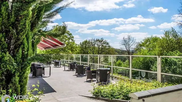 Dineren & ontspannen op het terras in de Limburgse natuur