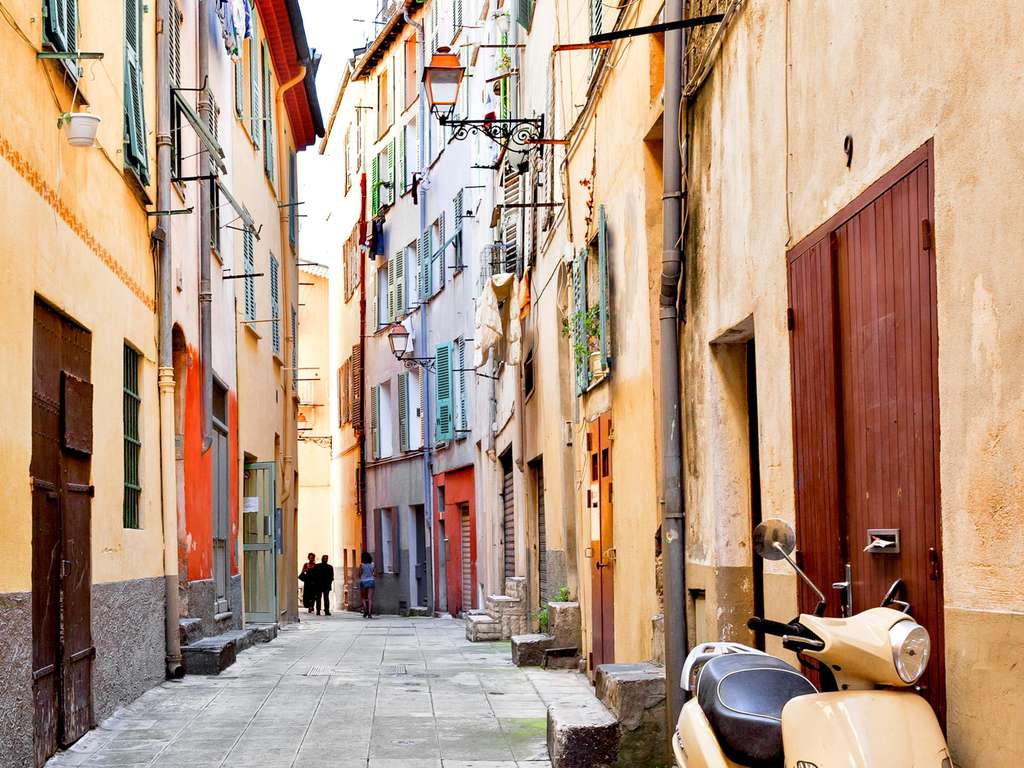 Chambre supérieure et douceur de vivre pour votre séjour à Nice - 3* - 12
